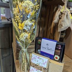 Dried meadow gift set