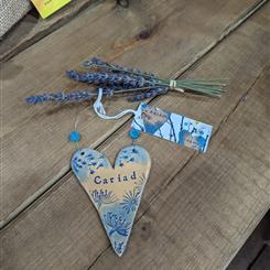Cariad ceramic heart 