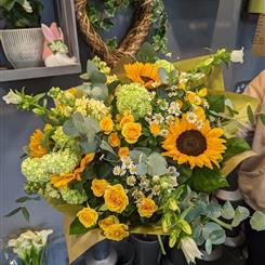 Sunshine handtied