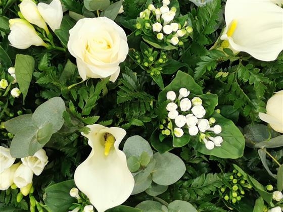 Calla lily and rose spray
