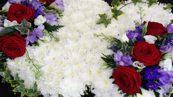 Double heart tribute