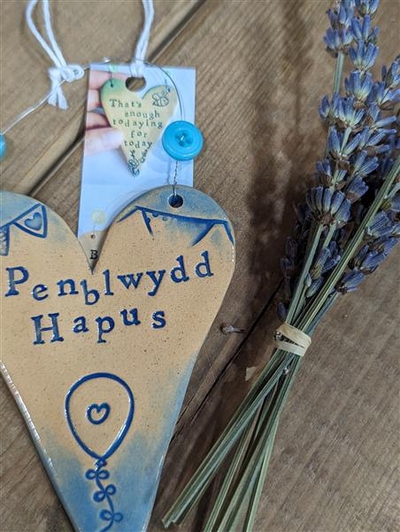 Ceramic penblwydd hapus heart