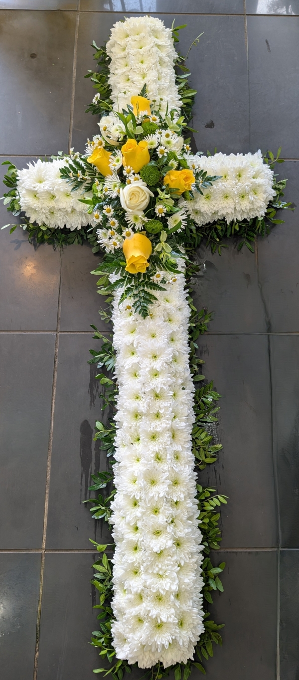 Traditional Lemon and White Cross