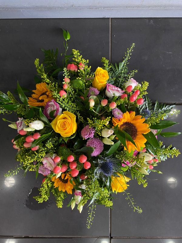 Woodland posy arrangement