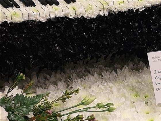 A Piano funeral tribute