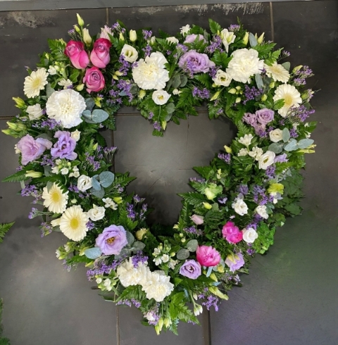 Country Garden Heart