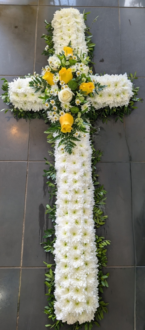 Traditional Lemon and White Cross