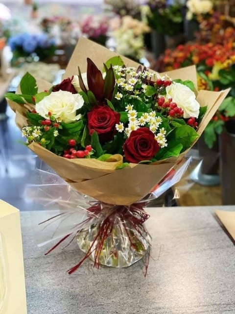 Valentine mixed collection of romantic blooms